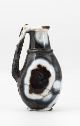 Sardonyx amphora