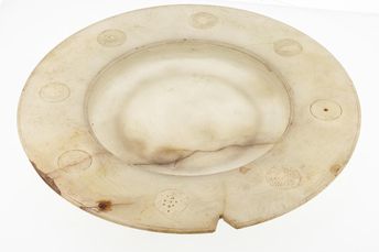 Alabaster paten with alveoli