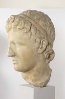 ヘレニズム時代の王子の像