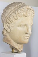 ヘレニズム時代の王子の像