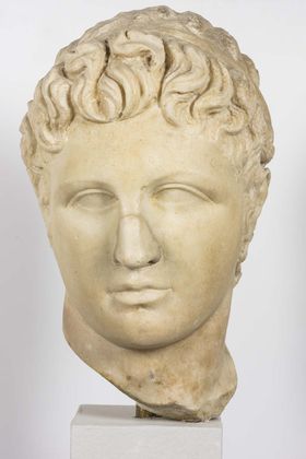 ヘレニズム時代の王子の像