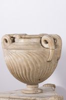 Vaso strigilato