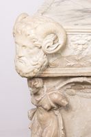 Base di candelabro