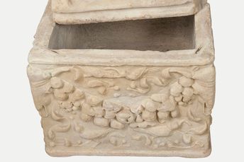 Cinerary urn