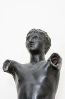 Copie de la statue appelée « L'Adorant » de Berlin